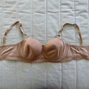 Natori bra 34dd size, beige color, optional strap